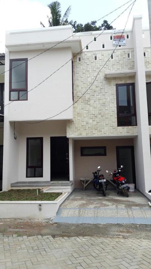 Bintara Jaya Yemima Guest House Bekasi Exterior foto